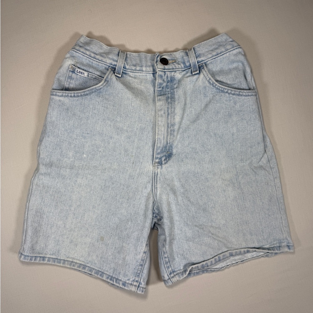 VINTAGE 90s Lee Denim Jean Shorts | Women’s Light Wash Mom Jorts | High Rise